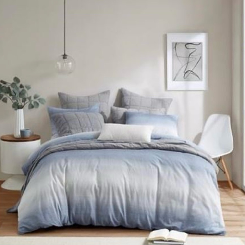 Croscill Casual Callista Blue 3 Piece Duvet Set Blue Queen